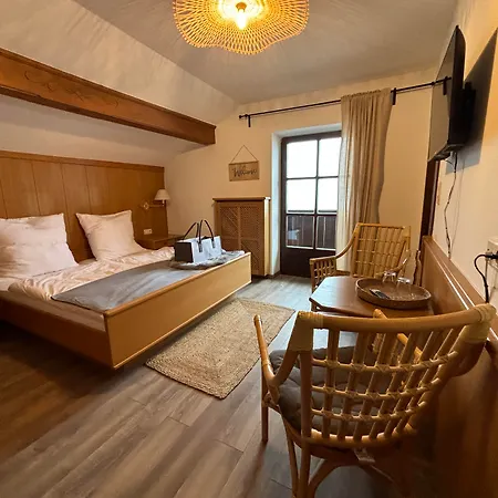 Stoellinger Mit Traumausblick Pansiyon